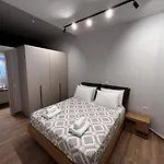 Elia Luxury *