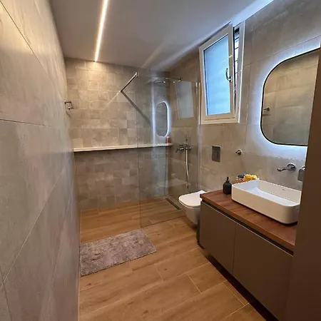 Elia Luxury Apartment Chalkida