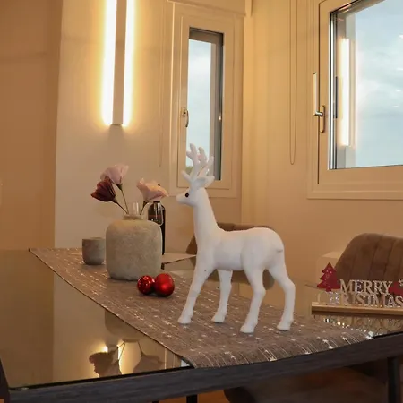 Elia Luxury Apartment *