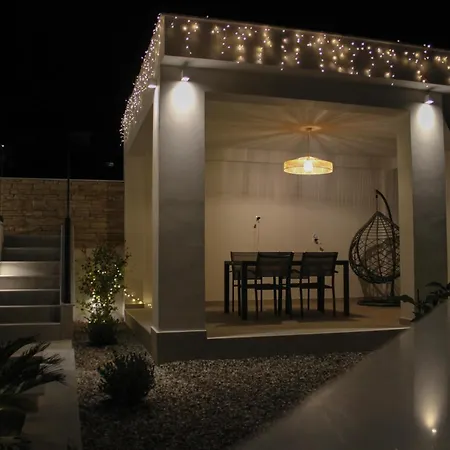 Elia Luxury Daire Chalkís