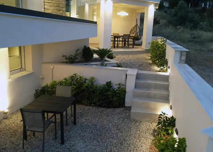 Elia Luxury Apartment Chalkida