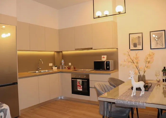 Elia Luxury * Chalkida